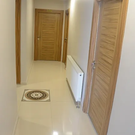 Sts Hotel 3*