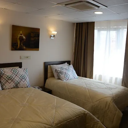 Sts Hotel