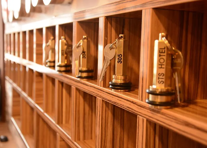 호텔 Sts